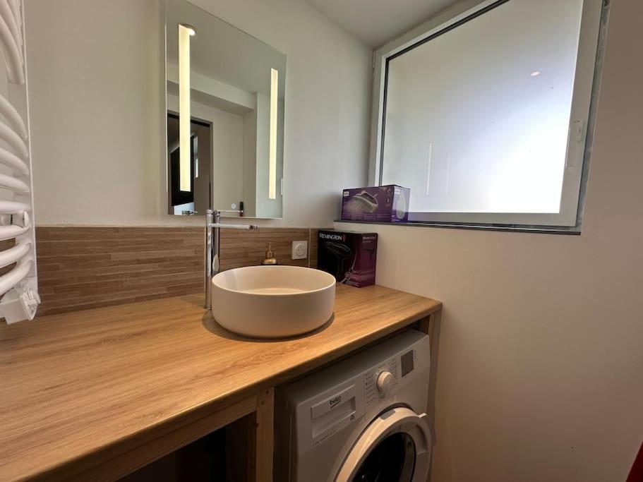 Appartement Moderne Avec Jardin Et Parking Vannes Extérieur photo